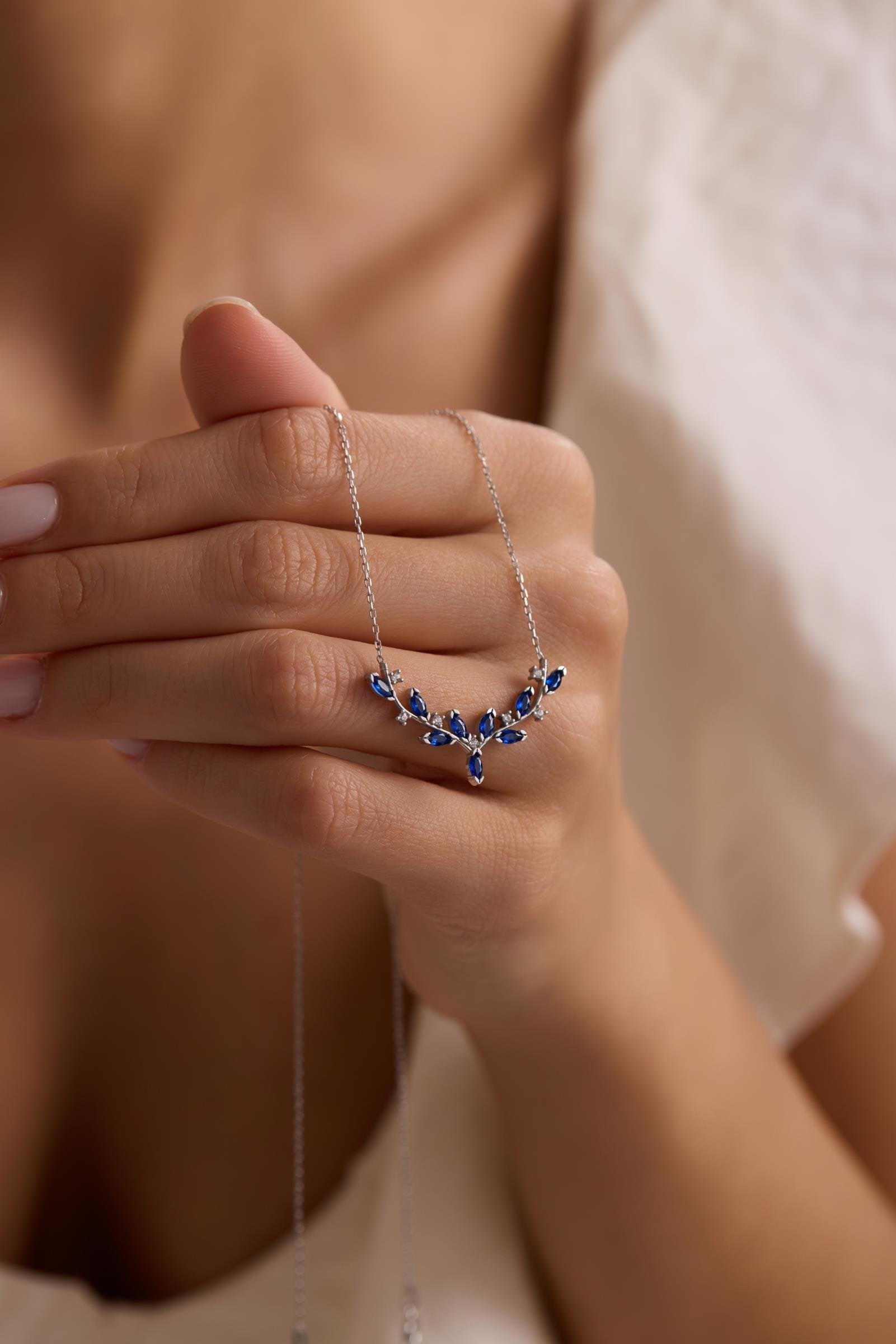 Seraphina Mare Branch Nacklace