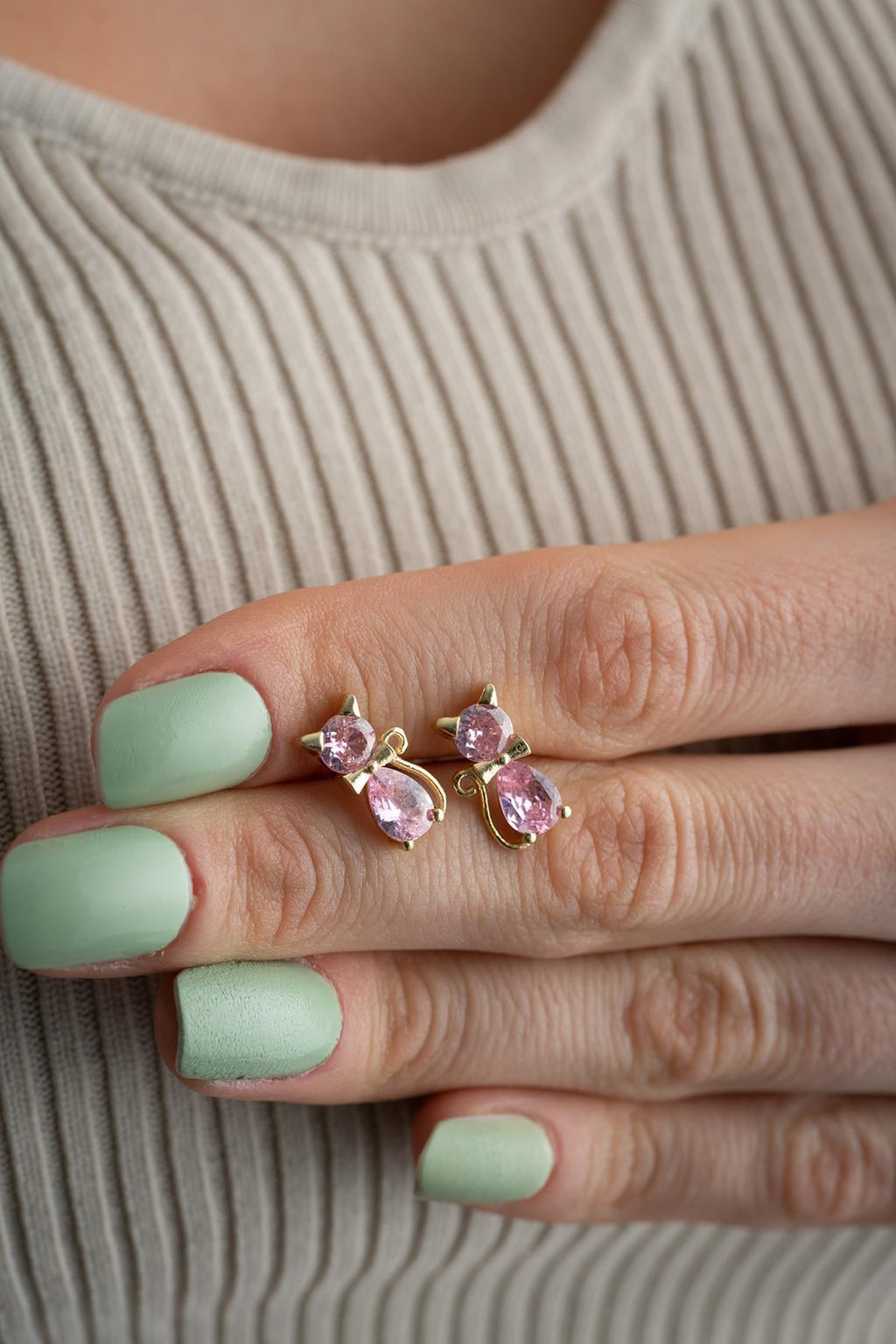 Pink Zircon Stone Cat Earring