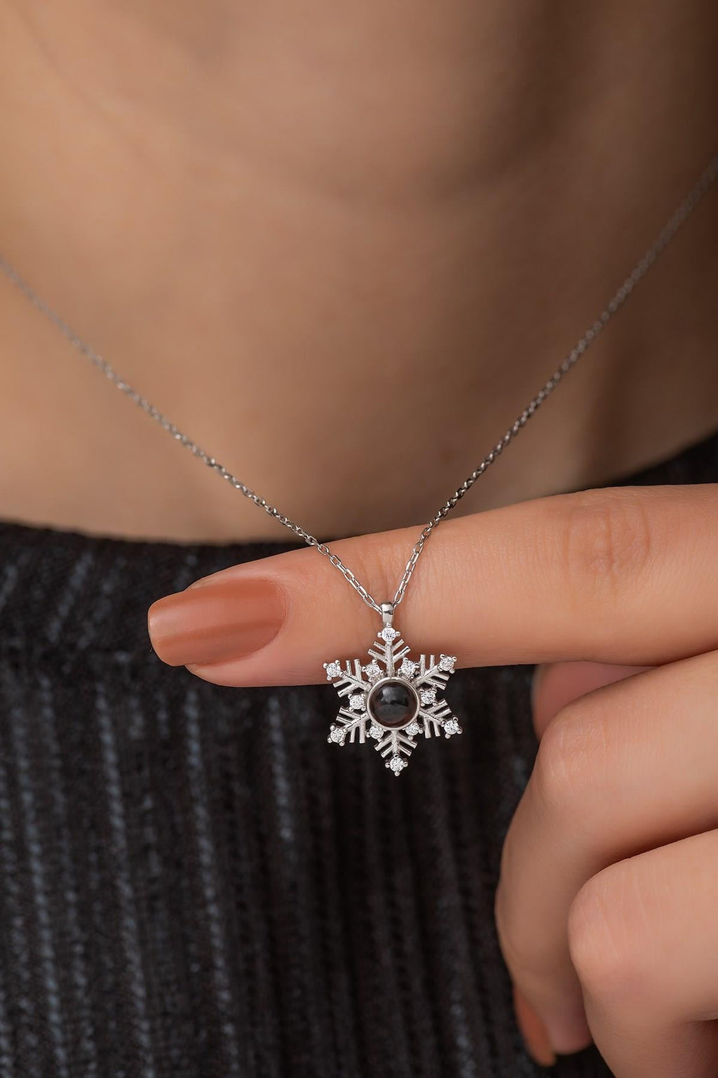 Snowflake Design in 100 Languages
