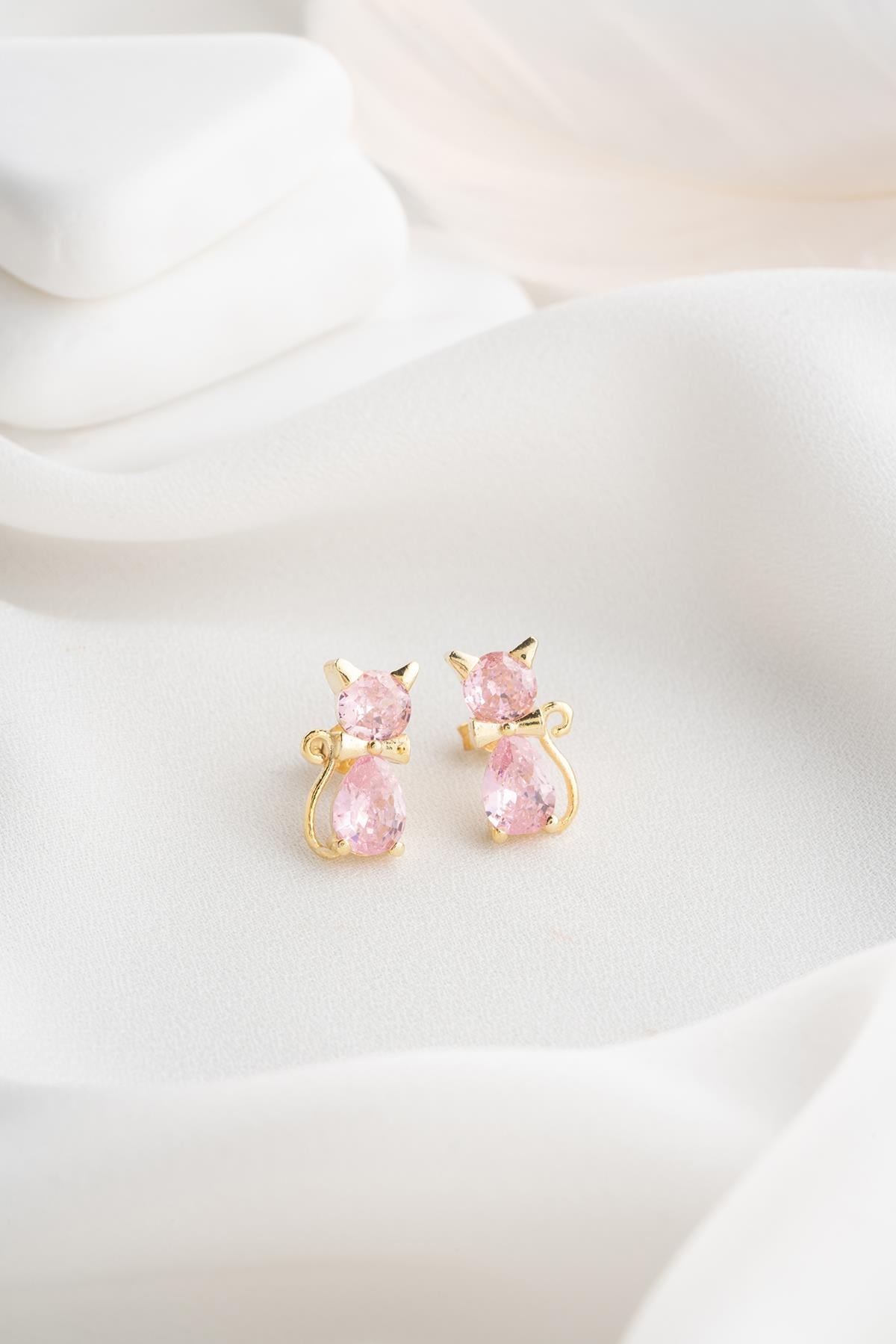 Pink Zircon Stone Cat Earring