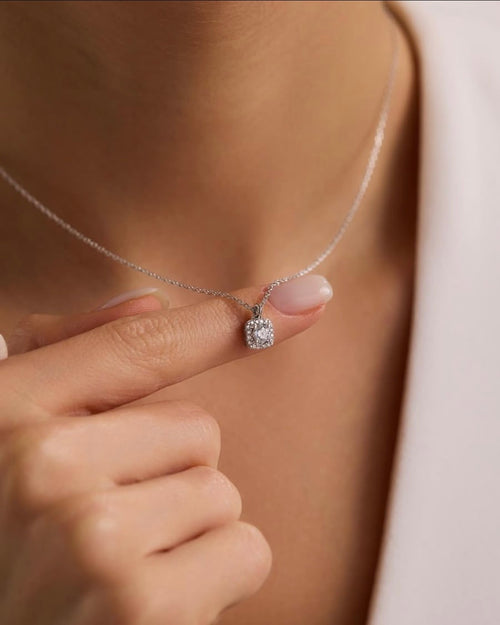 Diamond Mounted Solitaire Necklace