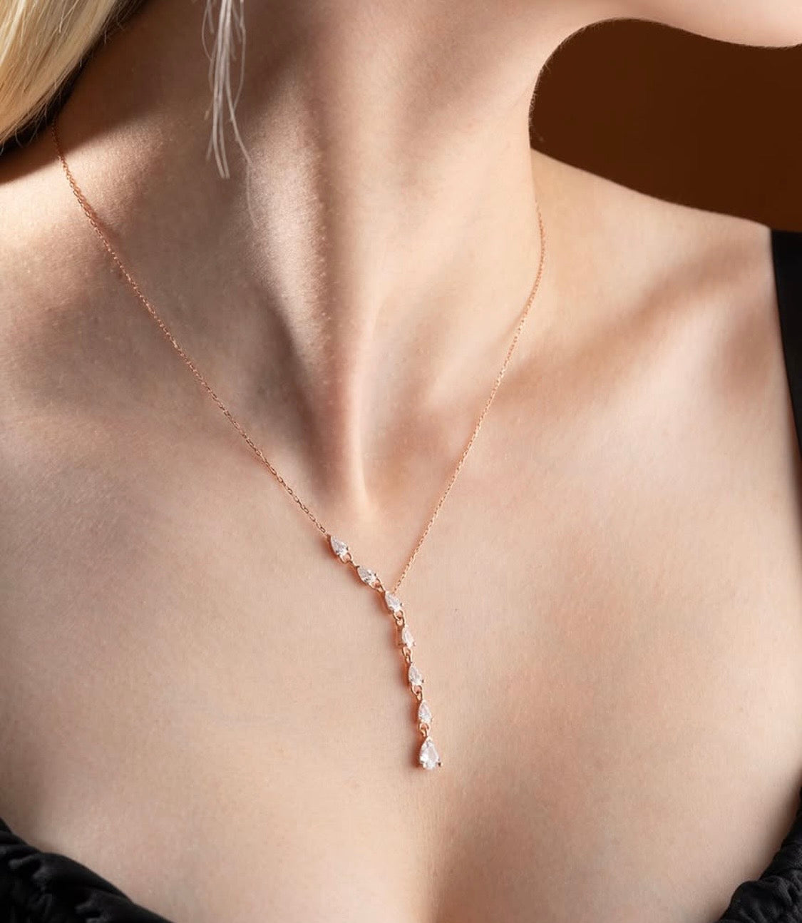 Rose cascade Necklace