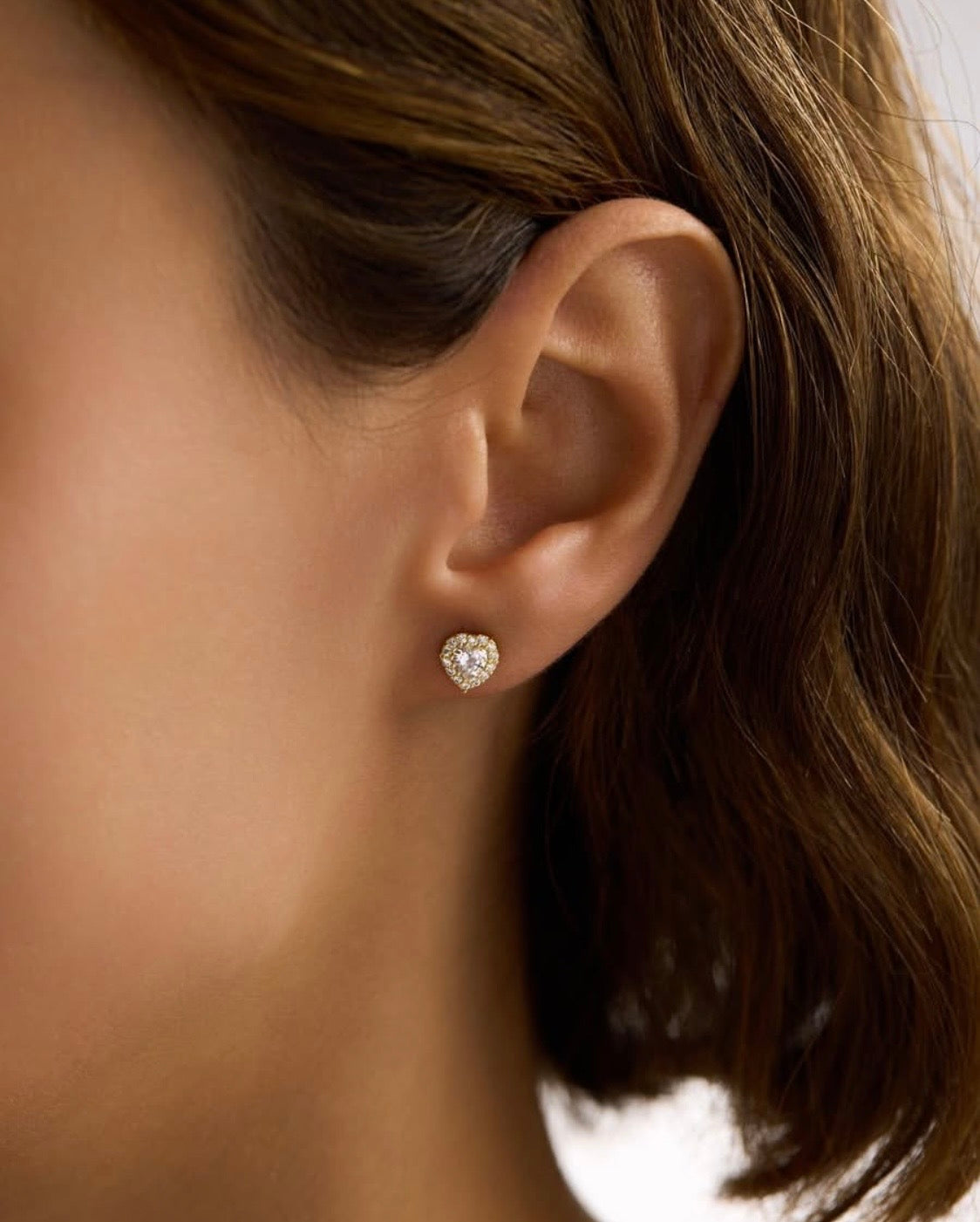 White Stone Heart Model Earring